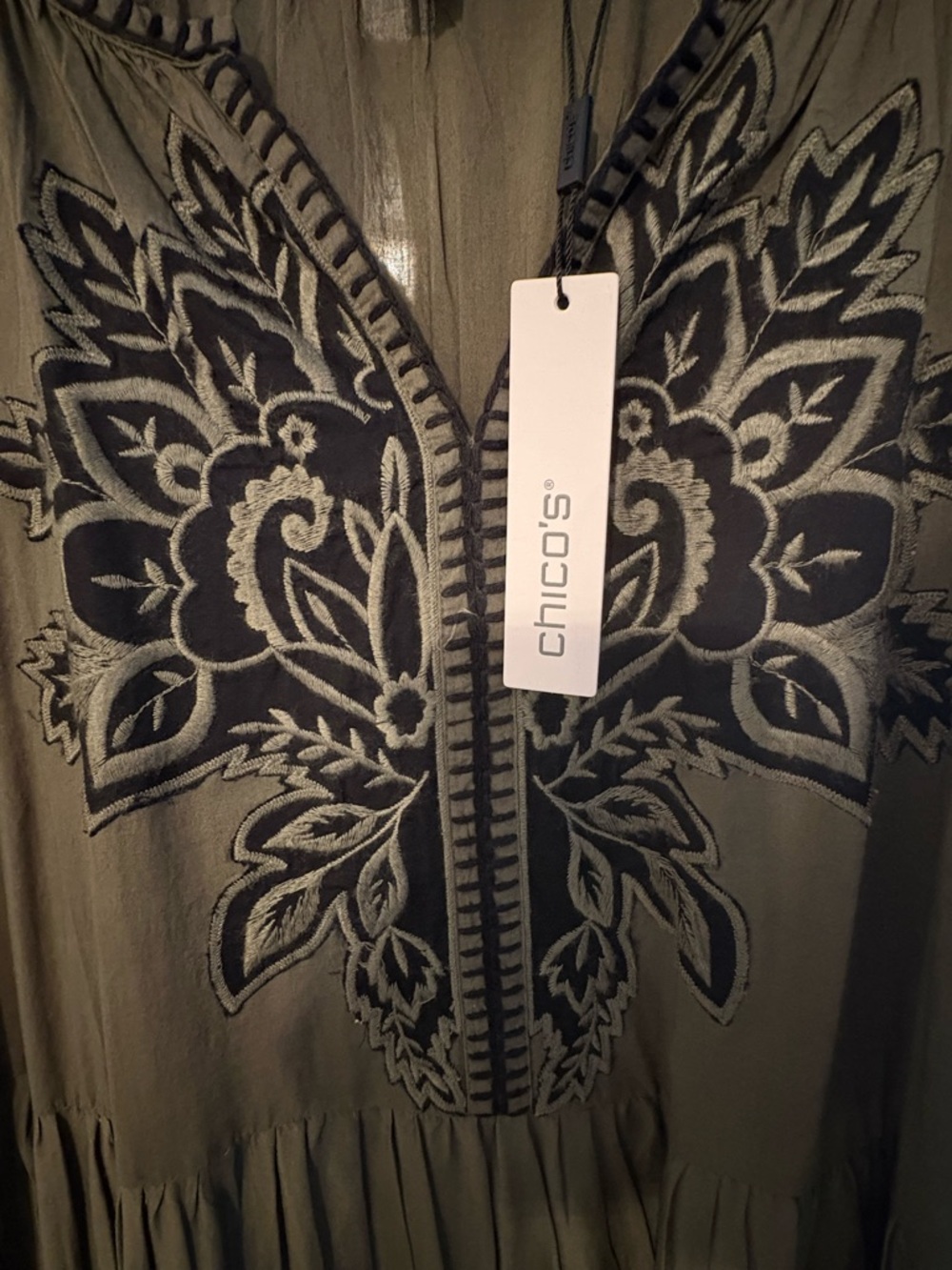 Chico’s Olive Embroidered Tie-Waist Tiered Maxi Dress Size 2 Large - Picture 6 of 6